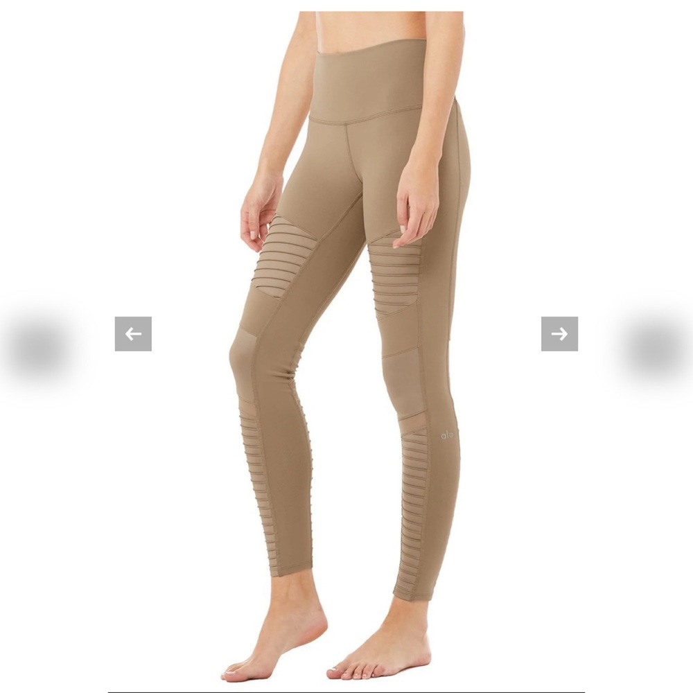 ALO Yoga Moto leggings in gravel